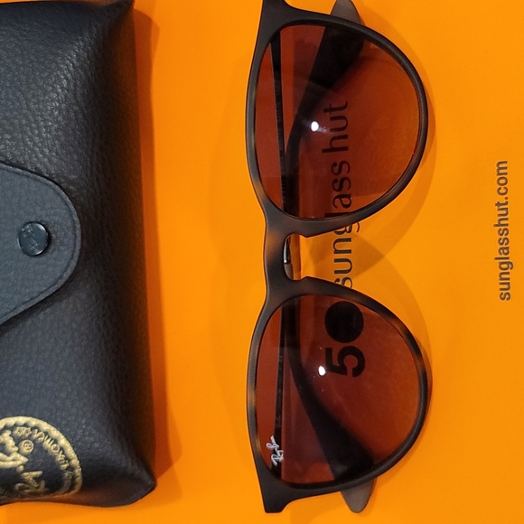 Ray-Ban Erika RB4171 Matte Tortoise Sunglasses with case - Picture 1 of 4